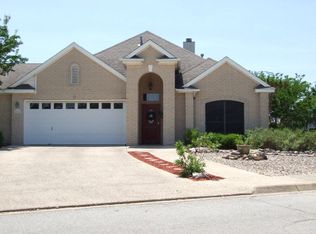 2118 N Vista Ridge Dr, Kerrville, TX 78028