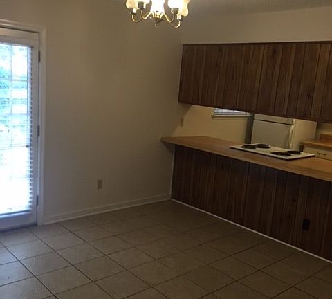 5th image of 6037 Huckleberry Ln