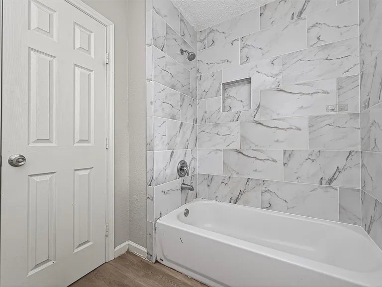 21146 Caney Dr — Photo 28