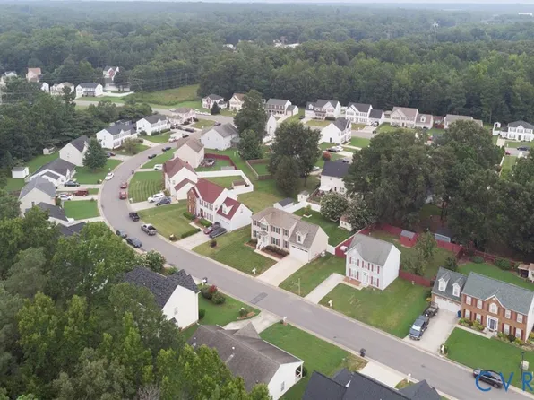 2738 Amherst Ridge Loop, South Chesterfield, VA 23834