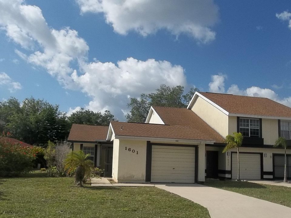1st image of 1601 SE Gainswood Court #1601