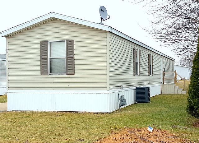 1st image of 55 Saint Peters Dr