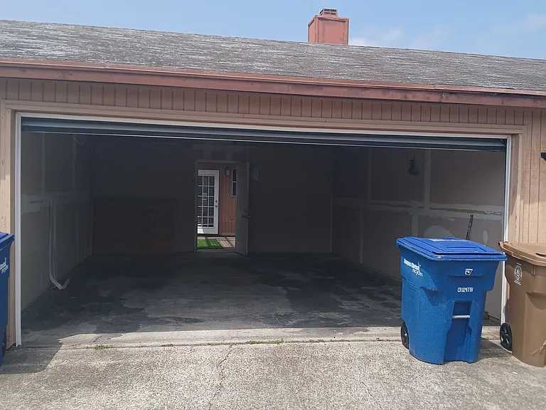 5101 Middlecoff Rd — Photo 22