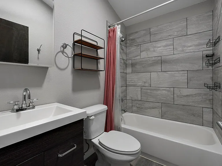 653 S Fairway Ave — Photo 26
