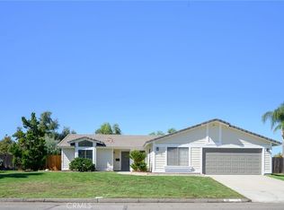 151 Heron Ln, Riverside, CA 92507