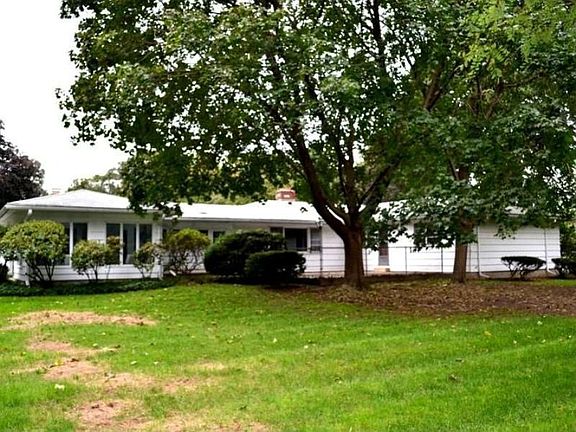 90 Rosebrook Back view