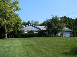 12 Lyman St, Easthampton, MA 01027