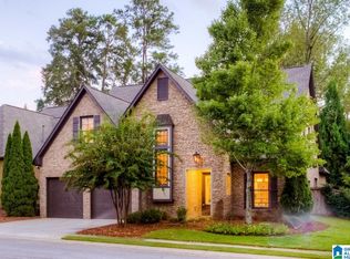 1661 Warren Ln, Vestavia, AL 35243