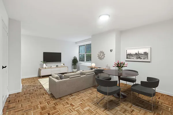 Rented by Avenues Real Estate | media 15