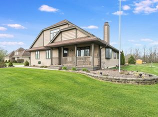 657 Pioneer Pass, Valparaiso, IN 46383