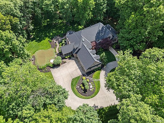 2nd image of 6725 Stacey Hollow Way