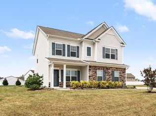 228 Monroe Fields Dr, Benson, NC 27504