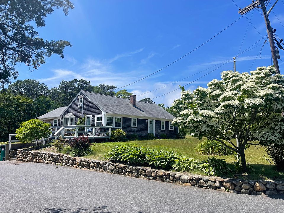 25 Old Phinney's Lane, Barnstable, MA 02630 MLS 22302377 Zillow