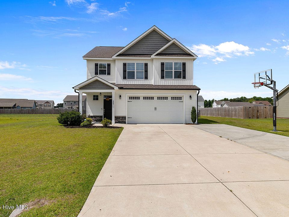 1st image of 409 Willow Pond Drive