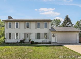 2486 Thorn Creek St SE, Kentwood, MI 49508