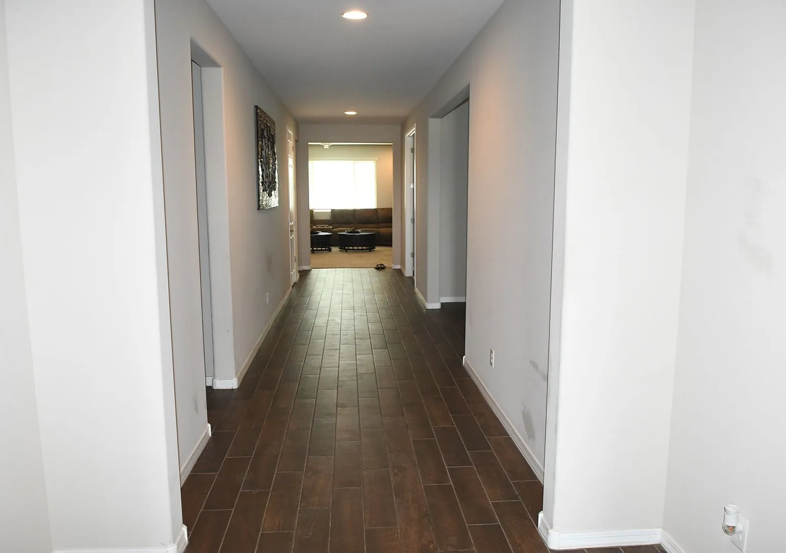 Ideal 4 Br 3.5 Ba 2 Car Garage Unfurnished Home Near Loop 303 and Camelback in Litchfield Park — Photo 4