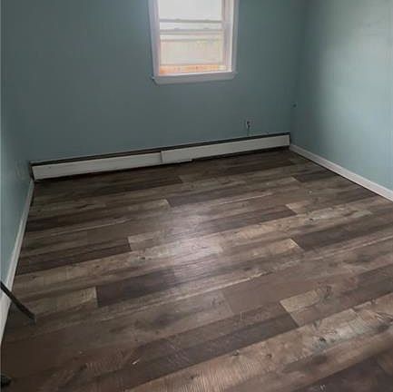 5th image of 373 Cowden St