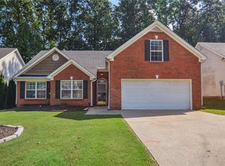 2171 Wildcat Cliffs Ln, Lawrenceville, GA 30043