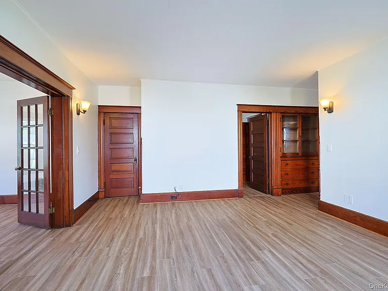 34 Lagrange Ave — Photo 12