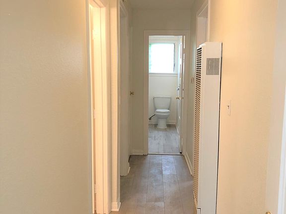 4th image of 655 N Hill Ave
