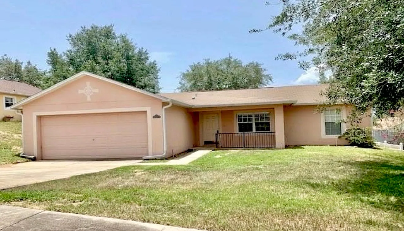 3 Bed/2 Bath Single Family Home in Clermont, FL - $2000/mo — Photo 1