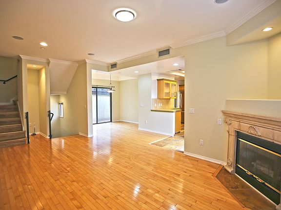5th image of 856 S Marengo Ave APT 3