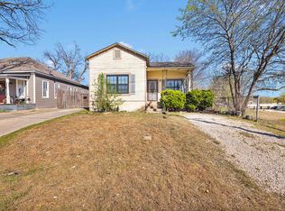 652 N San Ignacio Ave, San Antonio, TX 78228