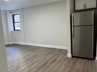 111 Washington St #4B, East Orange, NJ 07017