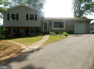430 Deerwood Dr, Fredericksburg, VA 22401