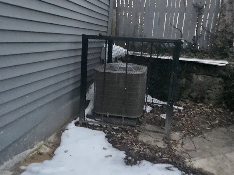 1128 Mansion Ave — Photo 8