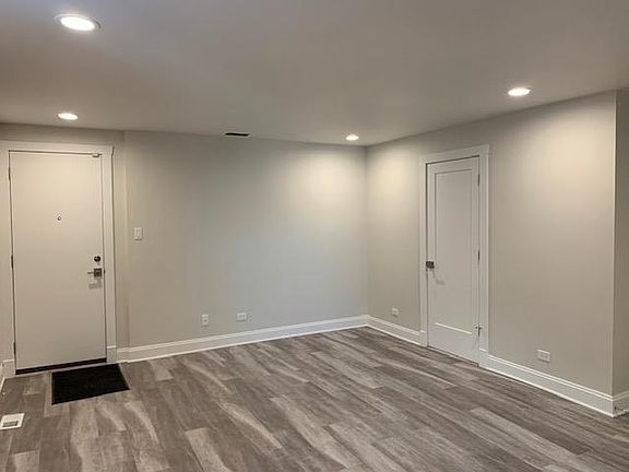 4th image of 3224 W North Ave #1