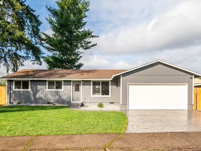 879 N Broadway St, Estacada, OR, 97023