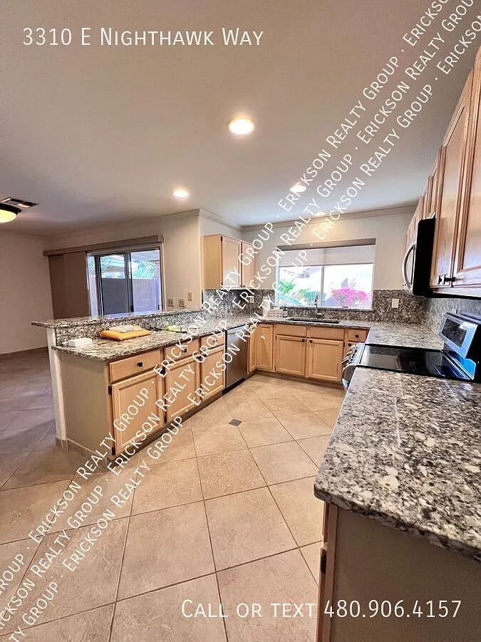Ahwatukee Charmer! — Photo 4