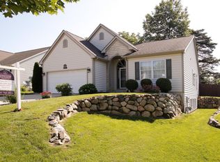 7227 Bolingbrook Dr, Portage, MI 49024