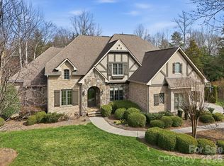 213 Glenmoor Dr, Waxhaw, NC 28173