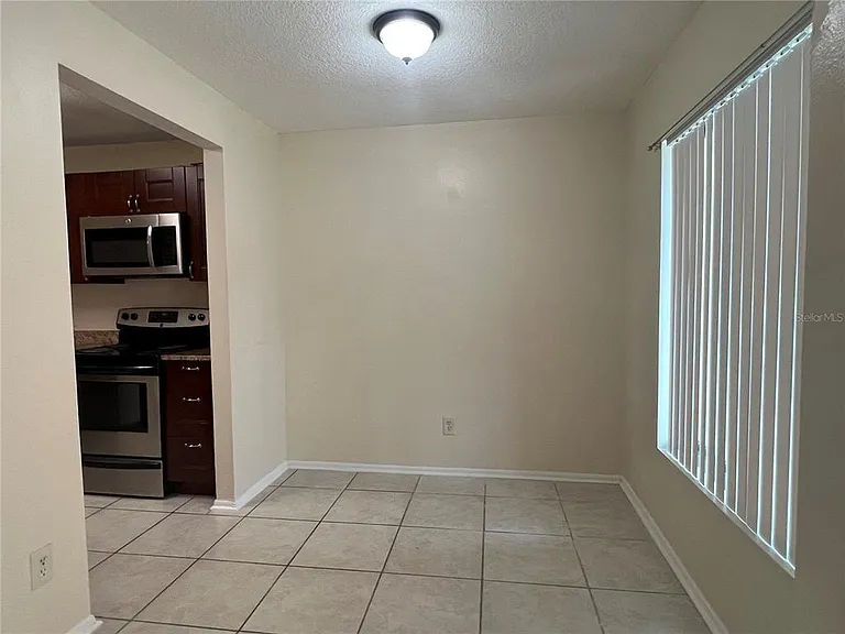 1428 Highland Ridge Cir — Photo 4