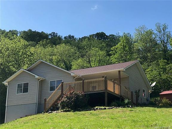 3rd image of 253 Ray Dr