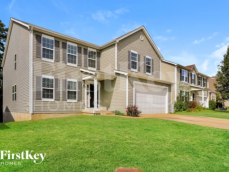 188 Fox Creek Dr — Photo 2