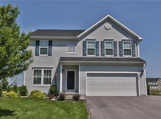 1785 Spartan Dr, Farmington, NY 14425