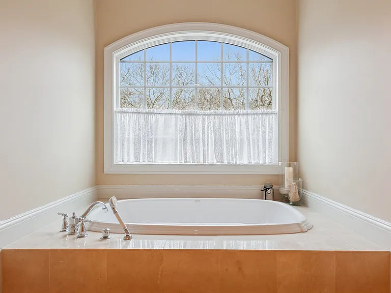 1332 Deerfield Rd — Photo 13