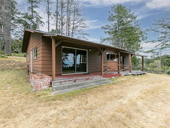 2nd image of 46950 Fish Rock Road