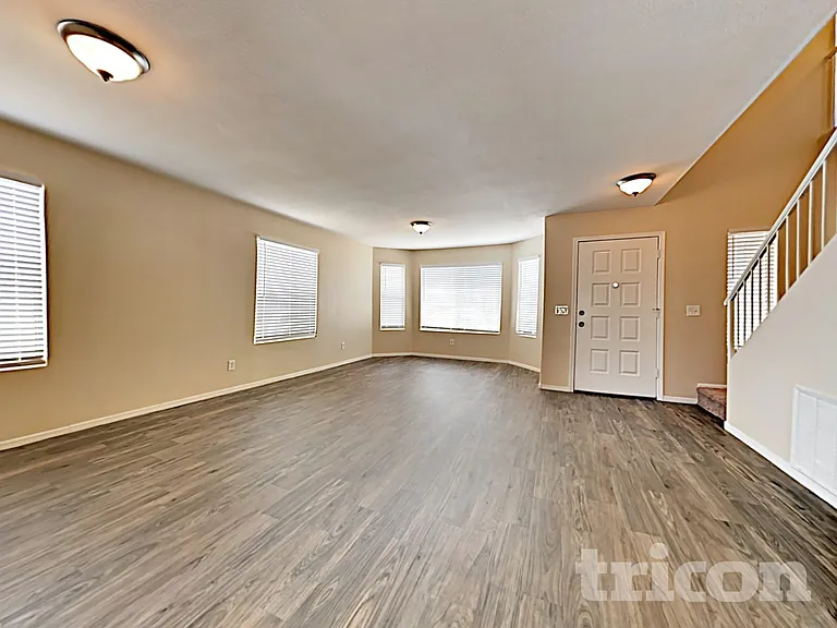 8668 W Hubbell St — Photo 4