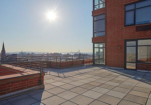 5th image of 125 Court St #8NH