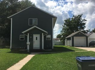 21 18th Ave NW, Rochester, MN 55901