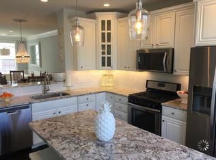 122 Warrington Round, Danbury, CT 06810