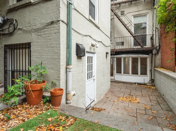 102 Pierrepont Street image 14 of 42