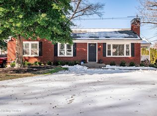 208 Bramton Rd, Bellewood, KY 40207