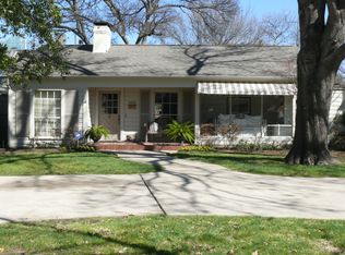 4400 Greenbrier Dr, Dallas, TX 75225