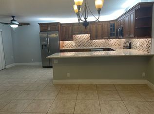 411 Arabian Rd, Palm Springs, FL 33461