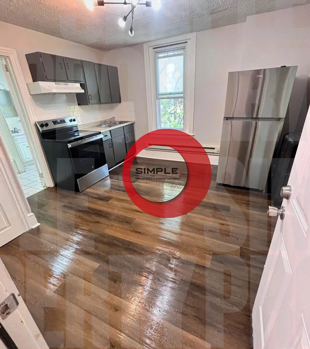 1 bed, $950 — Photo 1